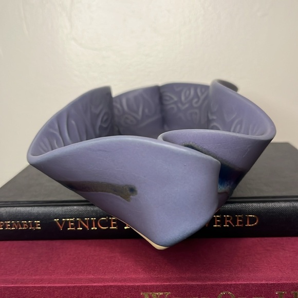 Hilborn Pottery Purple and Blue Asparagus Serving Dish - Picture 6 of 8